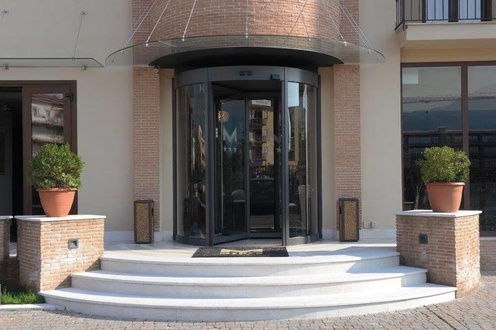 Myres Hotel Residence Cassino Extérieur photo